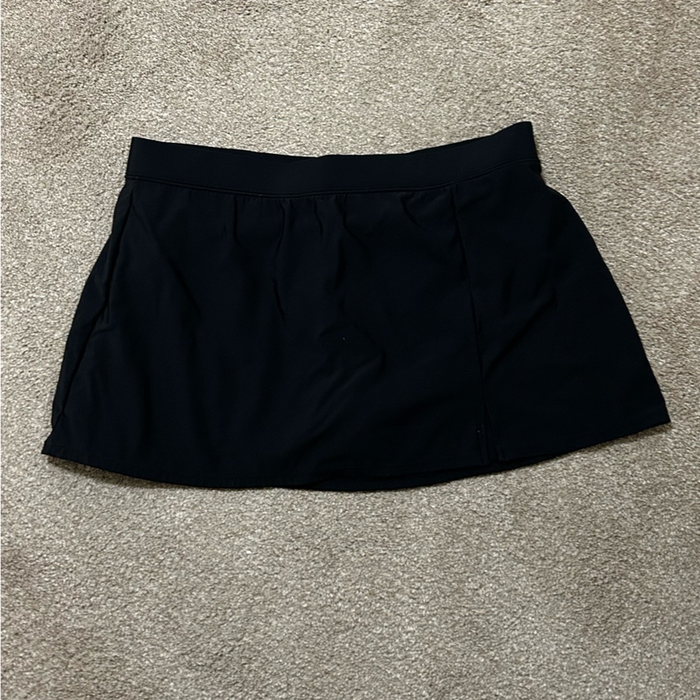 Aqua Green Women's Classic Black Skort